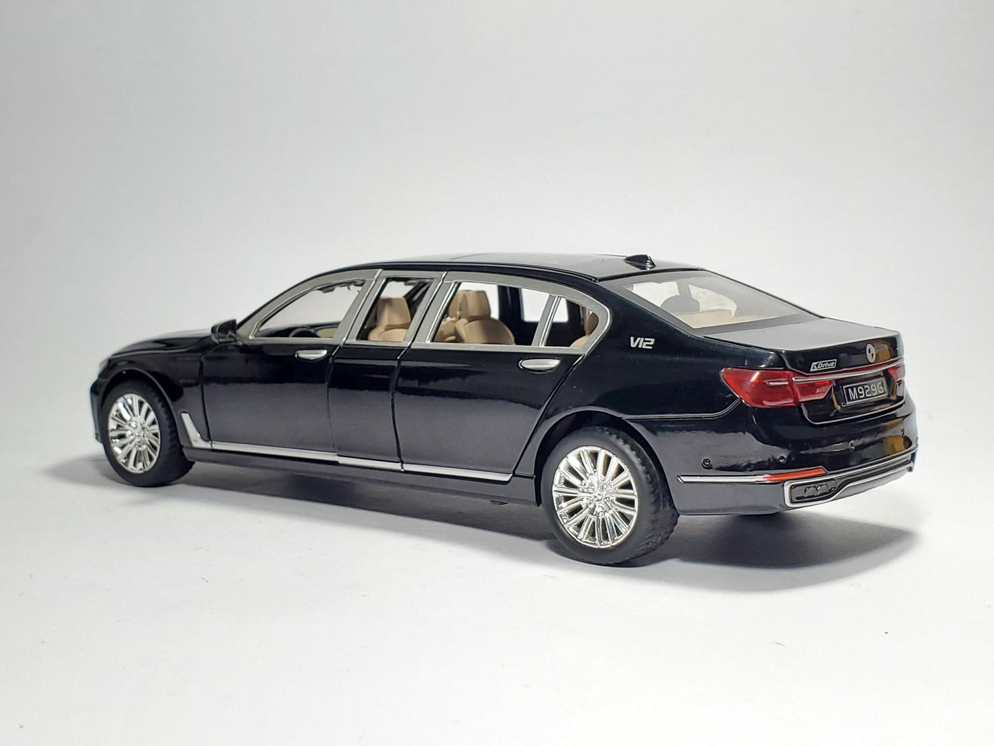 BMW 760Li Limosine