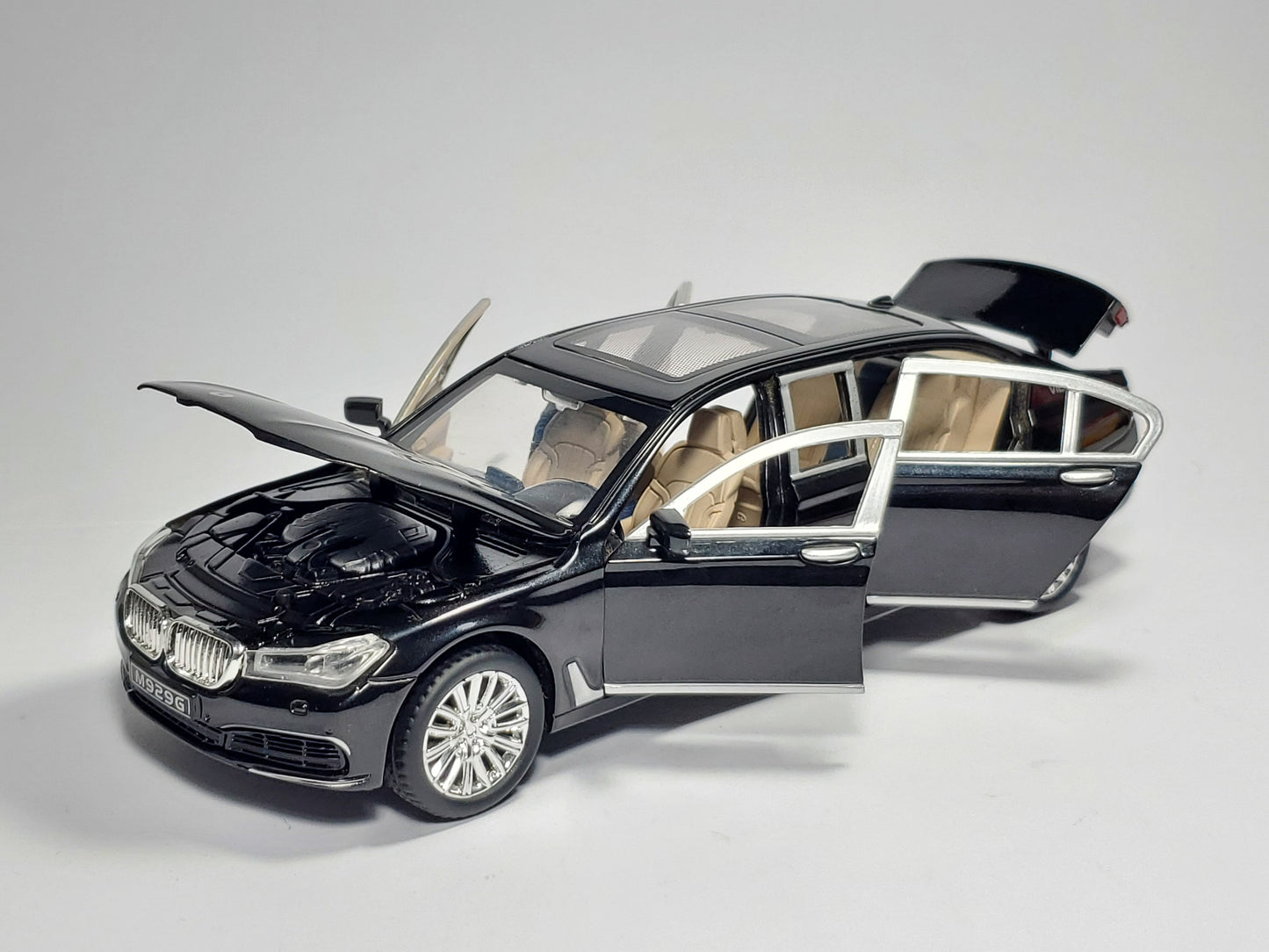 BMW 760Li Limosine