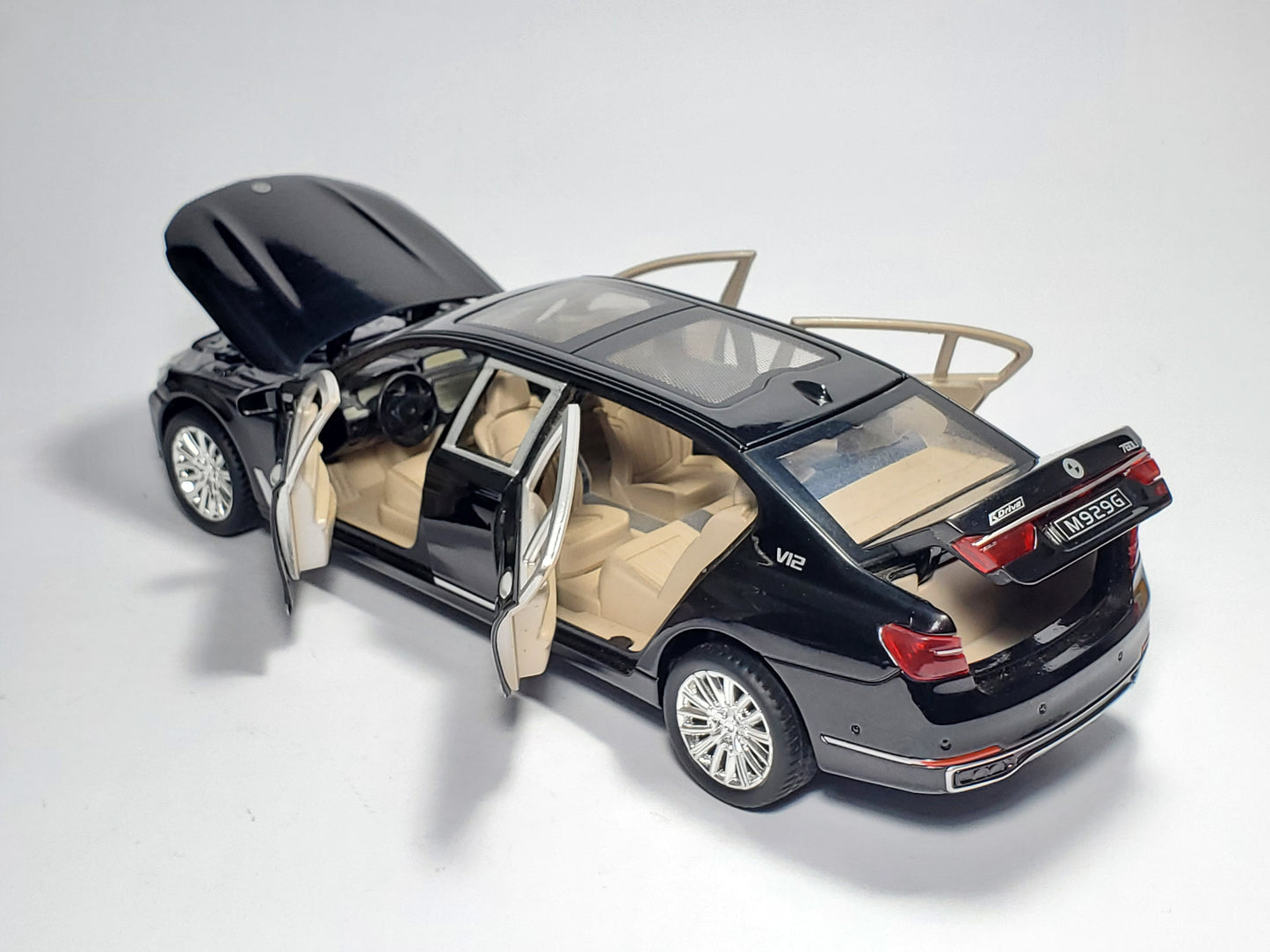 BMW 760Li Limosine